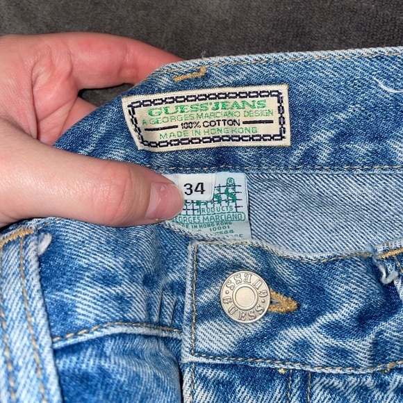 COPY - Vintage Guess jeans - Picture 2 of 2